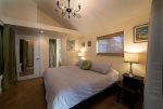 King Bed in Studio
